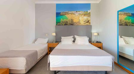 Triple estándar  Hotel Maritur - Solo Adultos Albufeira Triple estándar  Hotel Maritur - Solo Adultos Albufeira